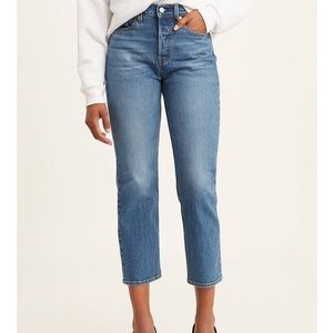 Levi’s Wedgie Straight Jean